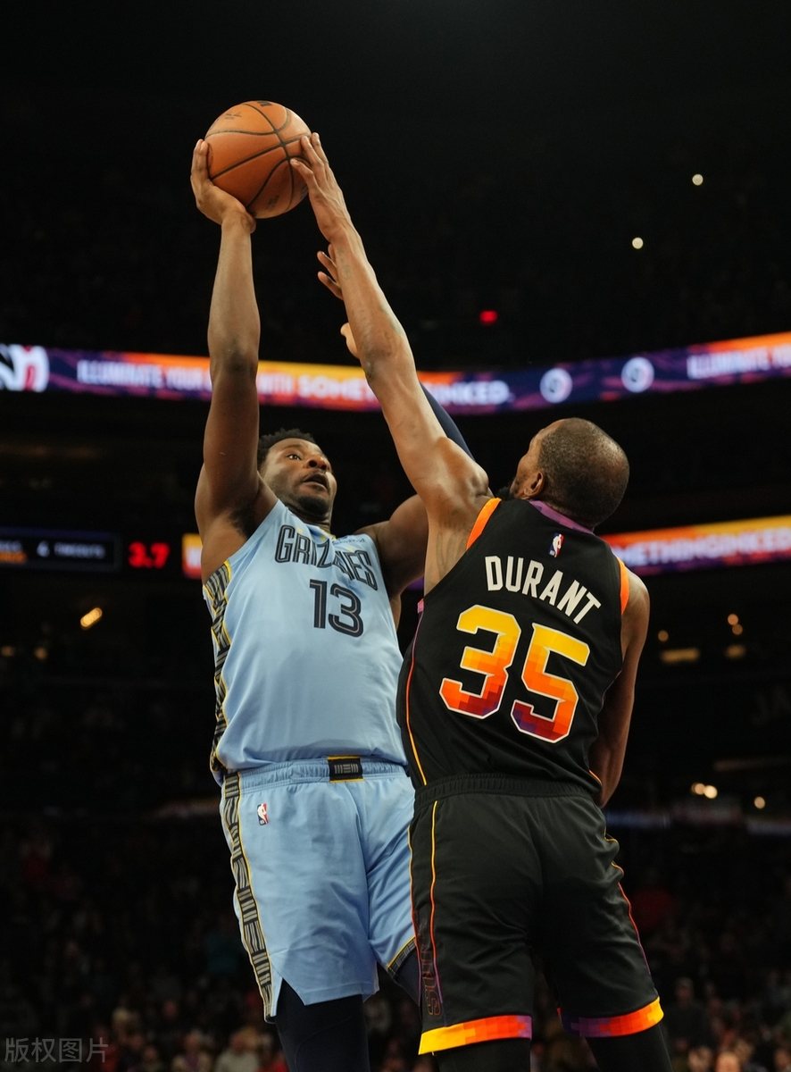 NG SPORTS-杜兰特连续十二场比赛得分超过表现优异，法国队不断突破！