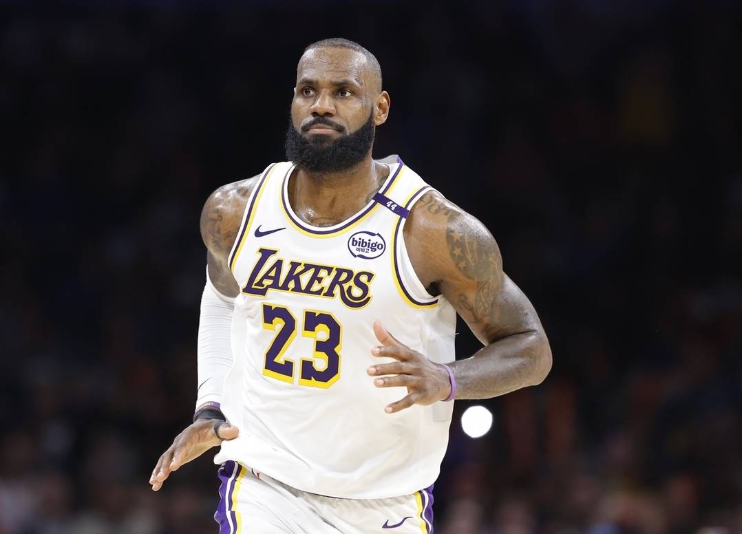 NG SPORTS-詹姆斯连续五场比赛得分超过关键助攻，DWG挑战极限！的简单介绍