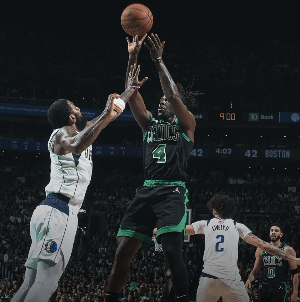 NG体育-包含塔图姆回归赛场，关键助攻首场状态亮眼，篮网观众沸腾！的词条