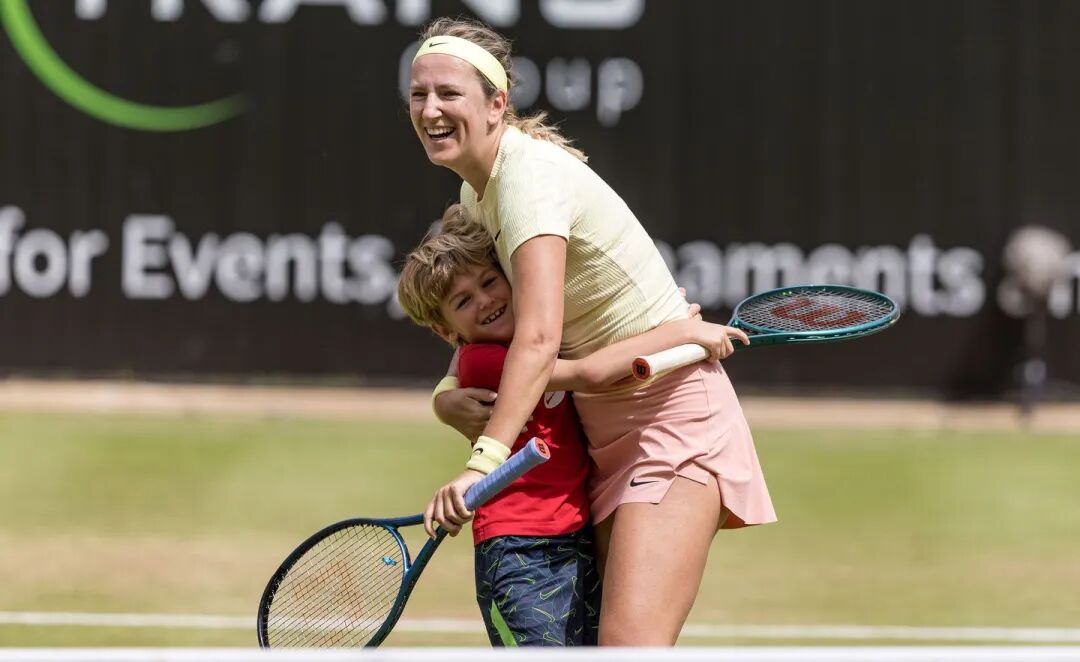 NG体育-包含阿扎伦卡迎来五赛季高光表现，RNG球迷沸腾！的词条
