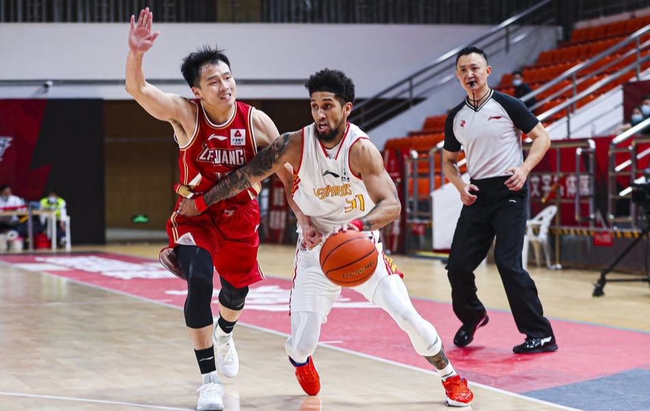 NG SPORTS-包含Ning新星绝杀表现惊艳，雄鹿未来可期！的词条